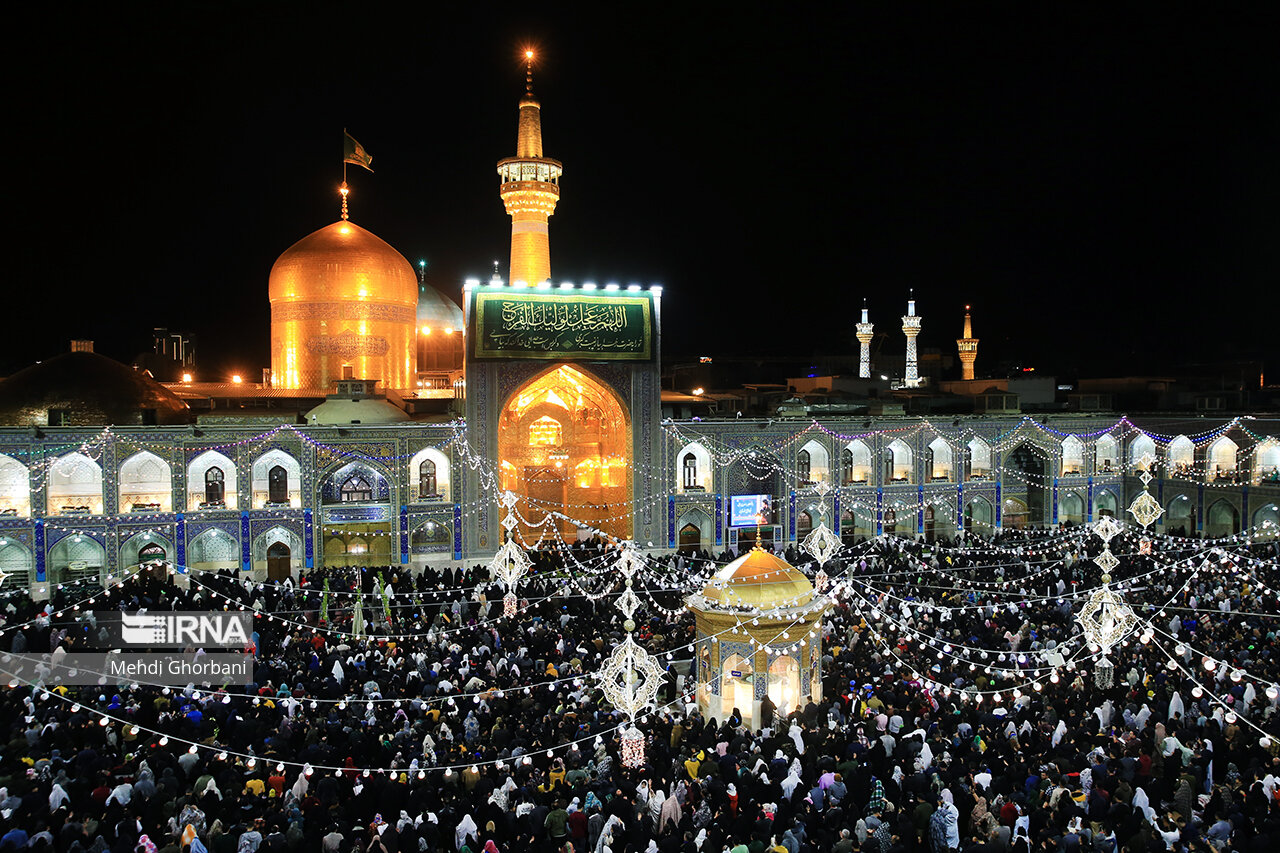 تحویل سال ۱۴۰۲ در حرم مطهر رضوی