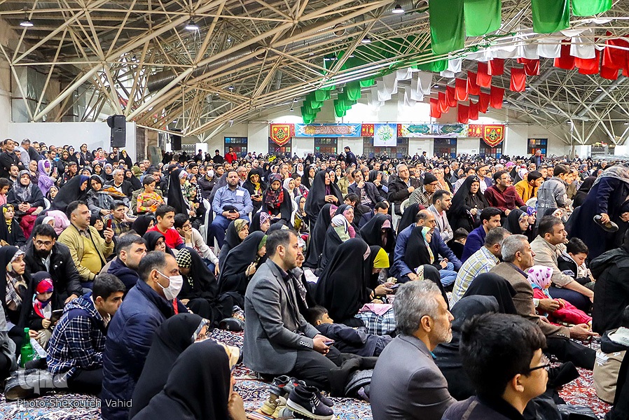 عکس/ مراسم تحویل سال نو در گلستان شهدای اصفهان