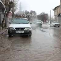 آبگرفتگی معابر و خیابان‌های مهاباد در پی بارش شدید باران