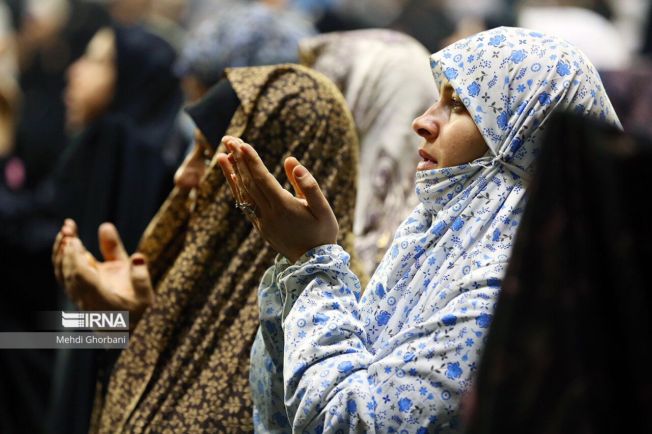 تحویل سال ۱۴۰۲ در حرم مطهر رضوی