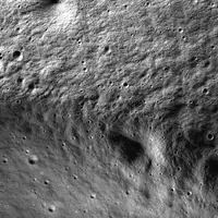 عکس جدید دوربین ناسا از دهانه تاریک ماه