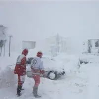 برف، مسافران نوروزی را در زنجان گرفتار کرد؛ امدادرسانی به ۲۵۱ مسافر