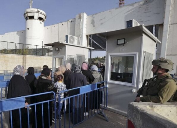 رژیم صهیونیستی ورود نمازگزاران فلسطینی را به مسجد الاقصی محدود کرد
