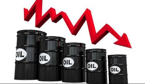 نفت در سراشیبی کاهش قیمت ماند