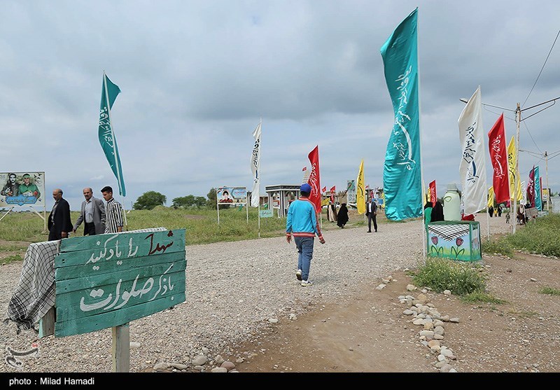 عکس/ مسافران نوروزی در یادمان عملیات فتح‌المبین