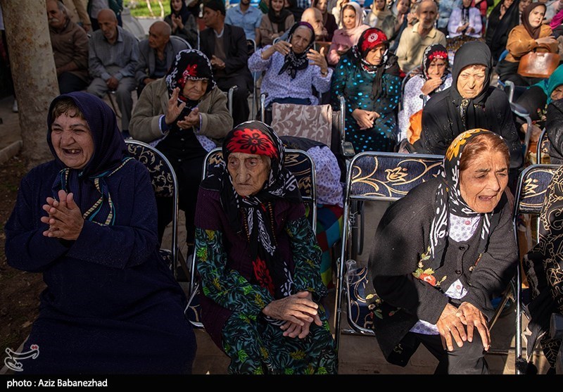 مراسم جشن عید نوروز در سرای سالمندان صدیقِ خرم آباد