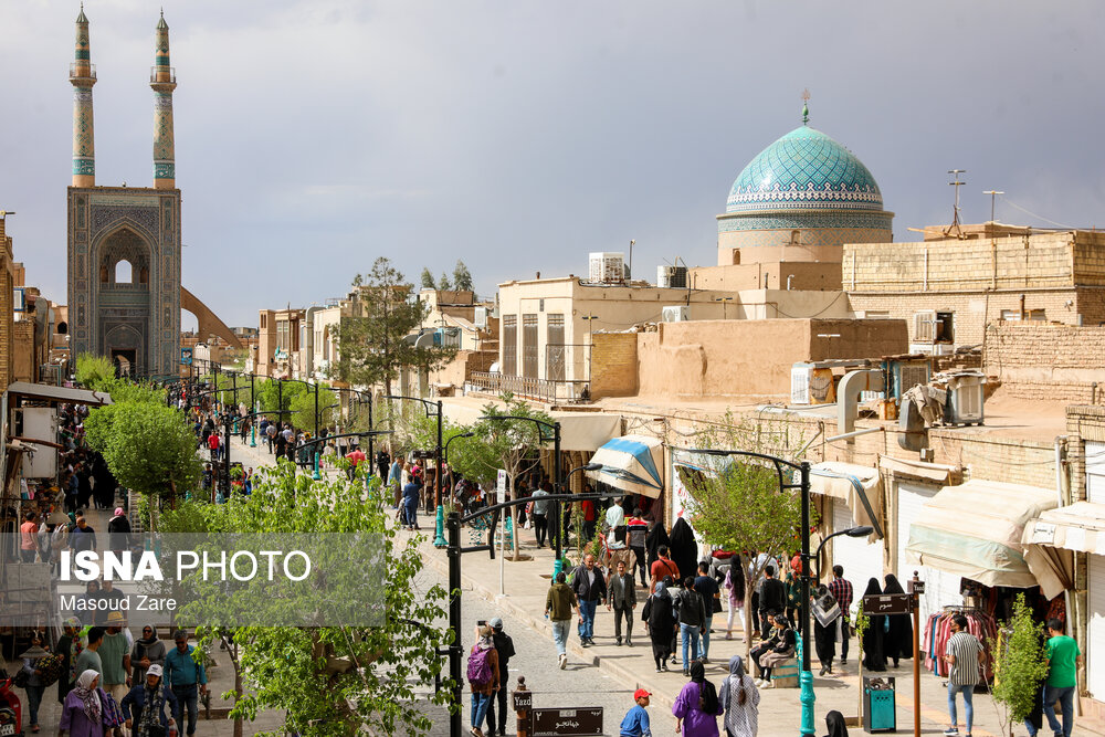 یزد زیر پای مسافران نوروزی