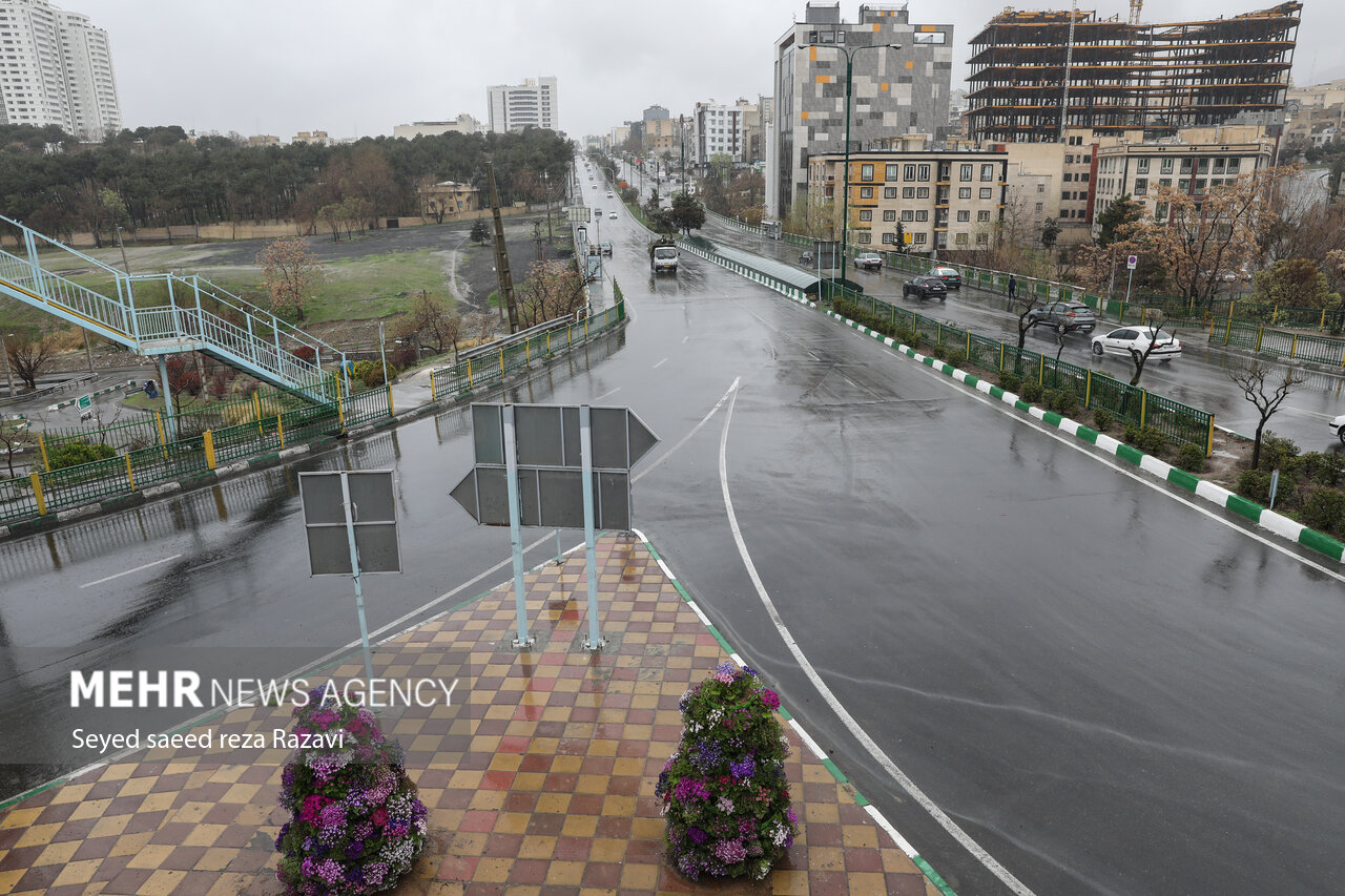 عکس/ خیابانهای خلوت تهران در نوروز ۱۴۰۲