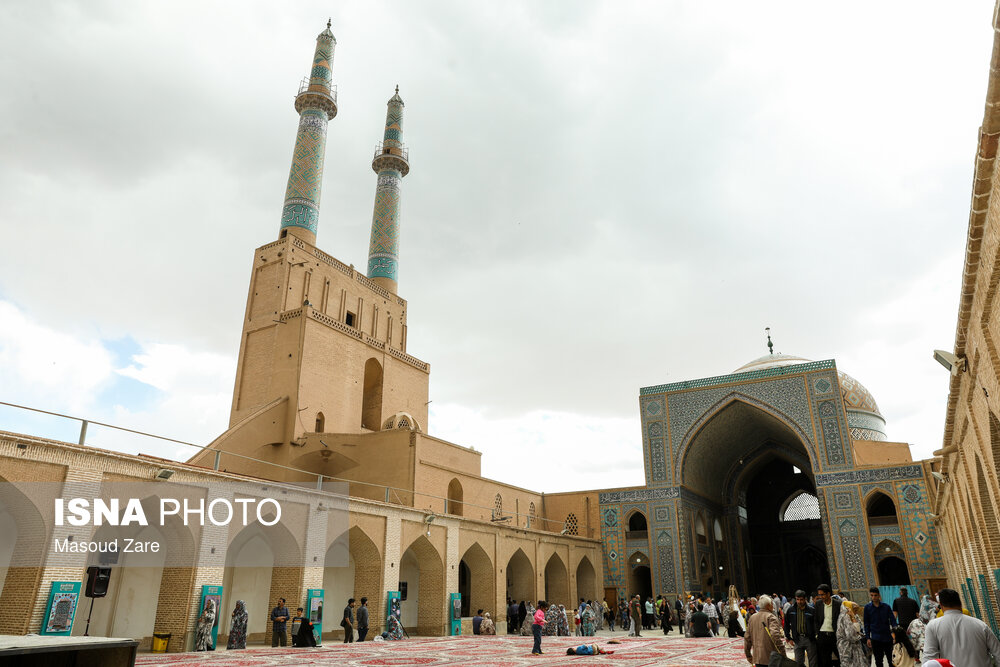 یزد زیر پای مسافران نوروزی