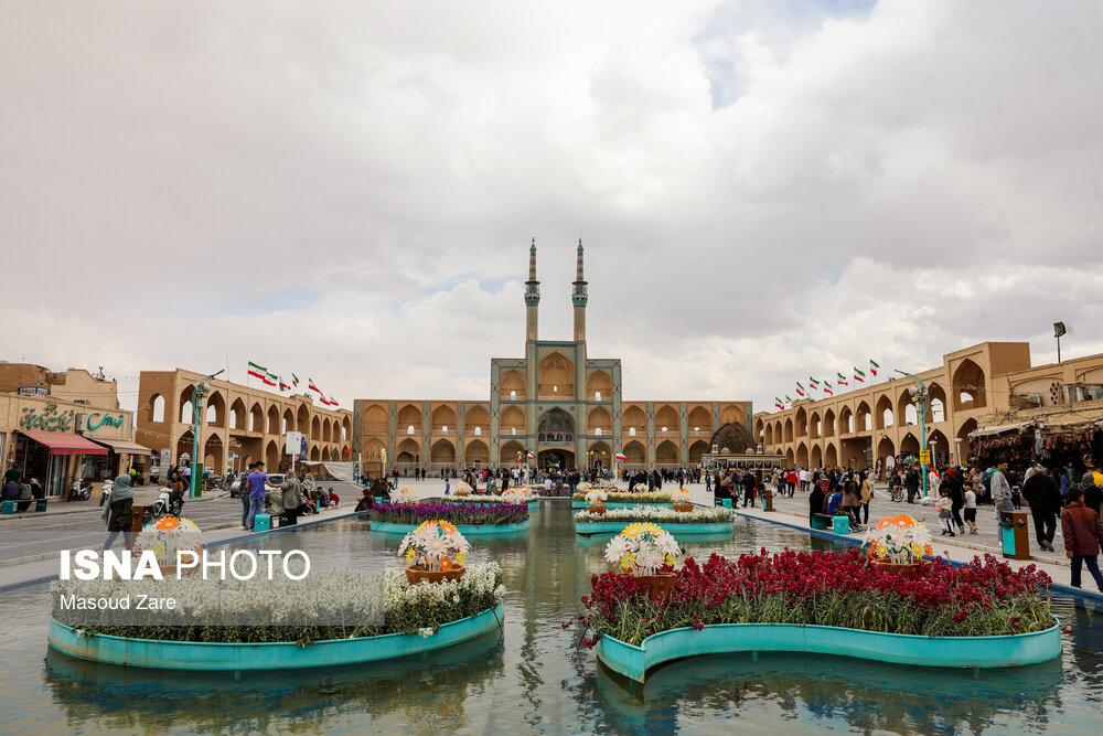 یزد زیر پای مسافران نوروزی