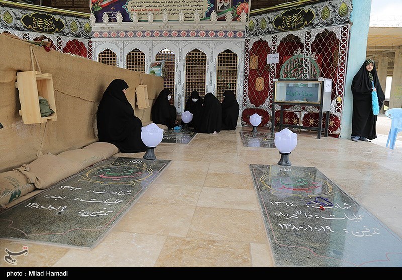 عکس/ مسافران نوروزی در یادمان عملیات فتح‌المبین