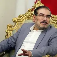 پوشش متفاوت شمخانی در مراسم افطاری