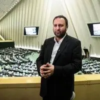 پیرهادی: مسائل تحمیلی به اقتصاد کشور گام به گام مرتفع می‌شود