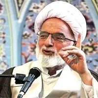 دری نجف آبادی: دشمن به دنبال ترویج بی‌بند‌وباری است