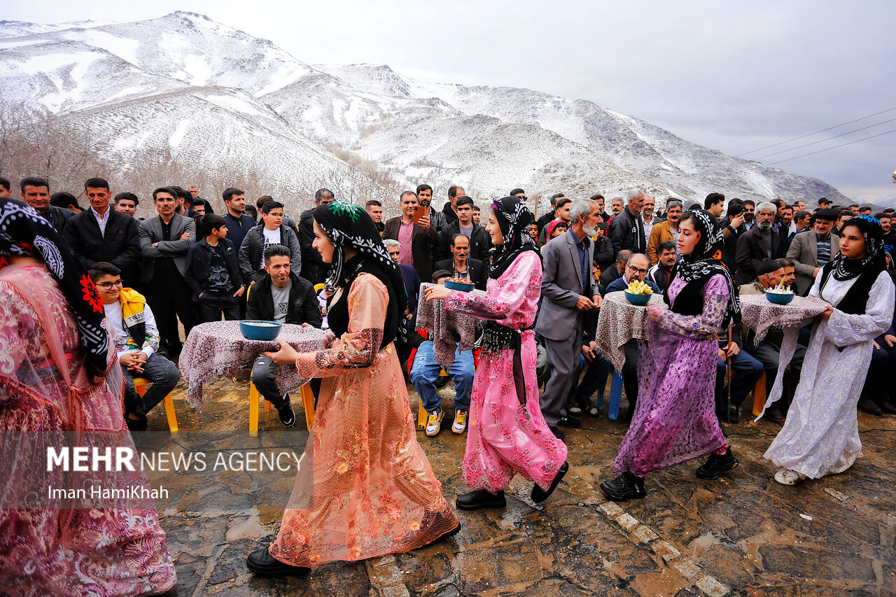 عکس/ جشن ملی نوروزگاه در روستای پلکانی حیدره قاضی خان
