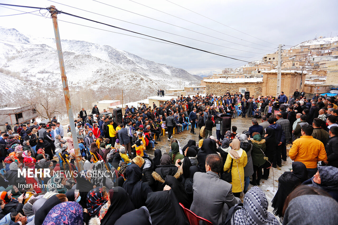 عکس/ جشن ملی نوروزگاه در روستای پلکانی حیدره قاضی خان