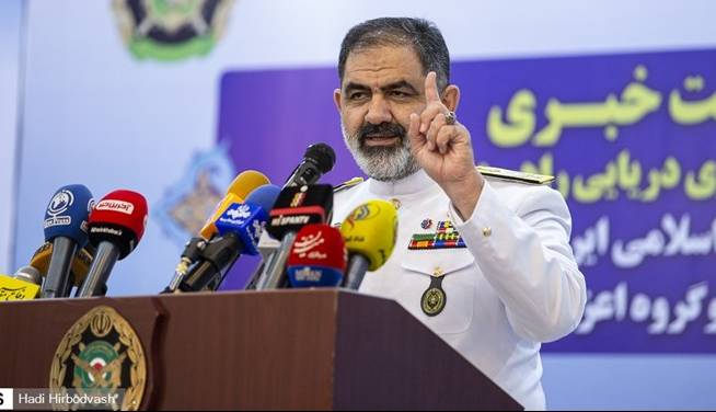 امیر ایرانی: هیچ تهدیدی نیروی دریایی ارتش را از انجام مأموریت‌هایش بازنمی‌دارد