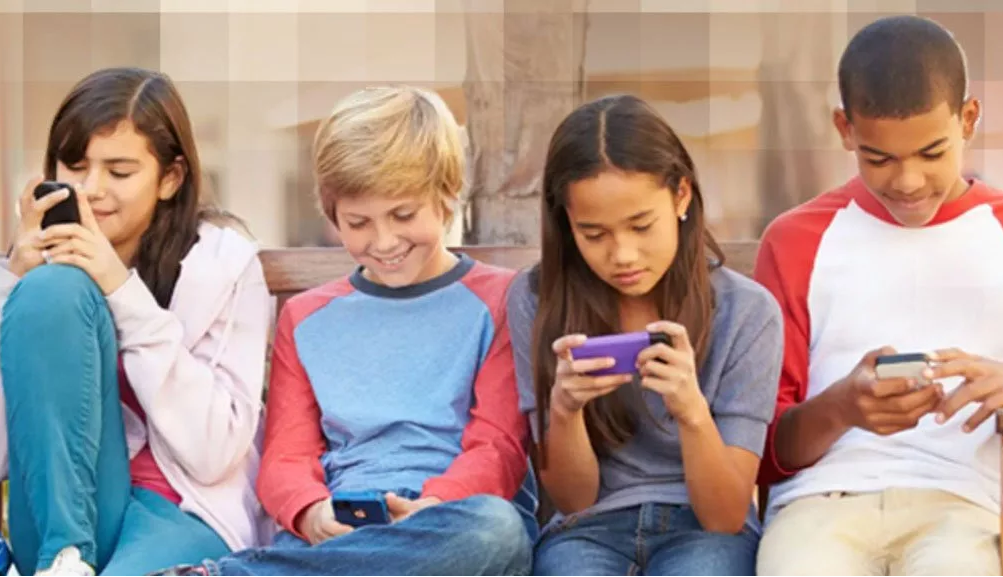 نوجوانان آمریکایی برای استفاده از شبکه‌های اجتماعی به اجازه والدین نیاز خواهند داشت