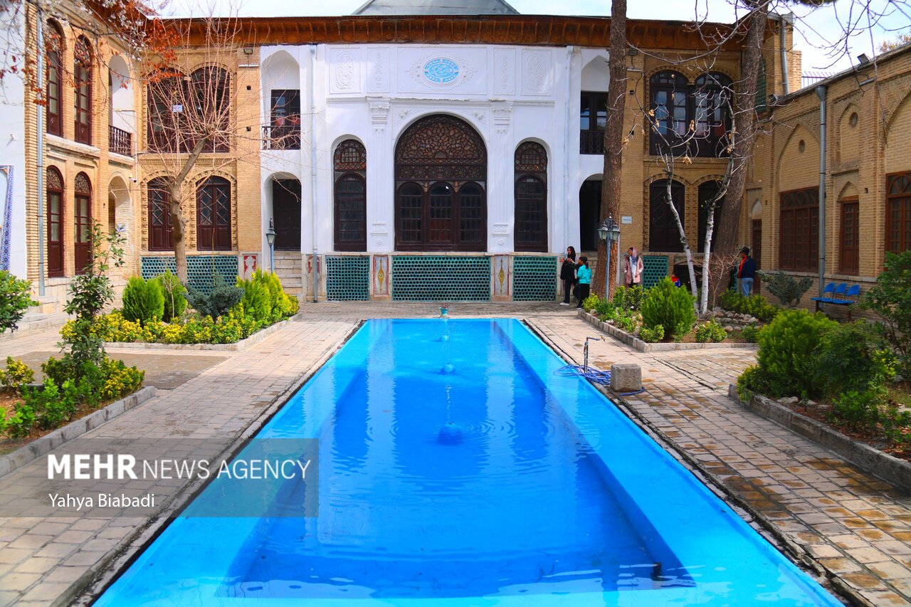 تصاویری از عمارت تکیه «بیگلربیگی» در کرمانشاه