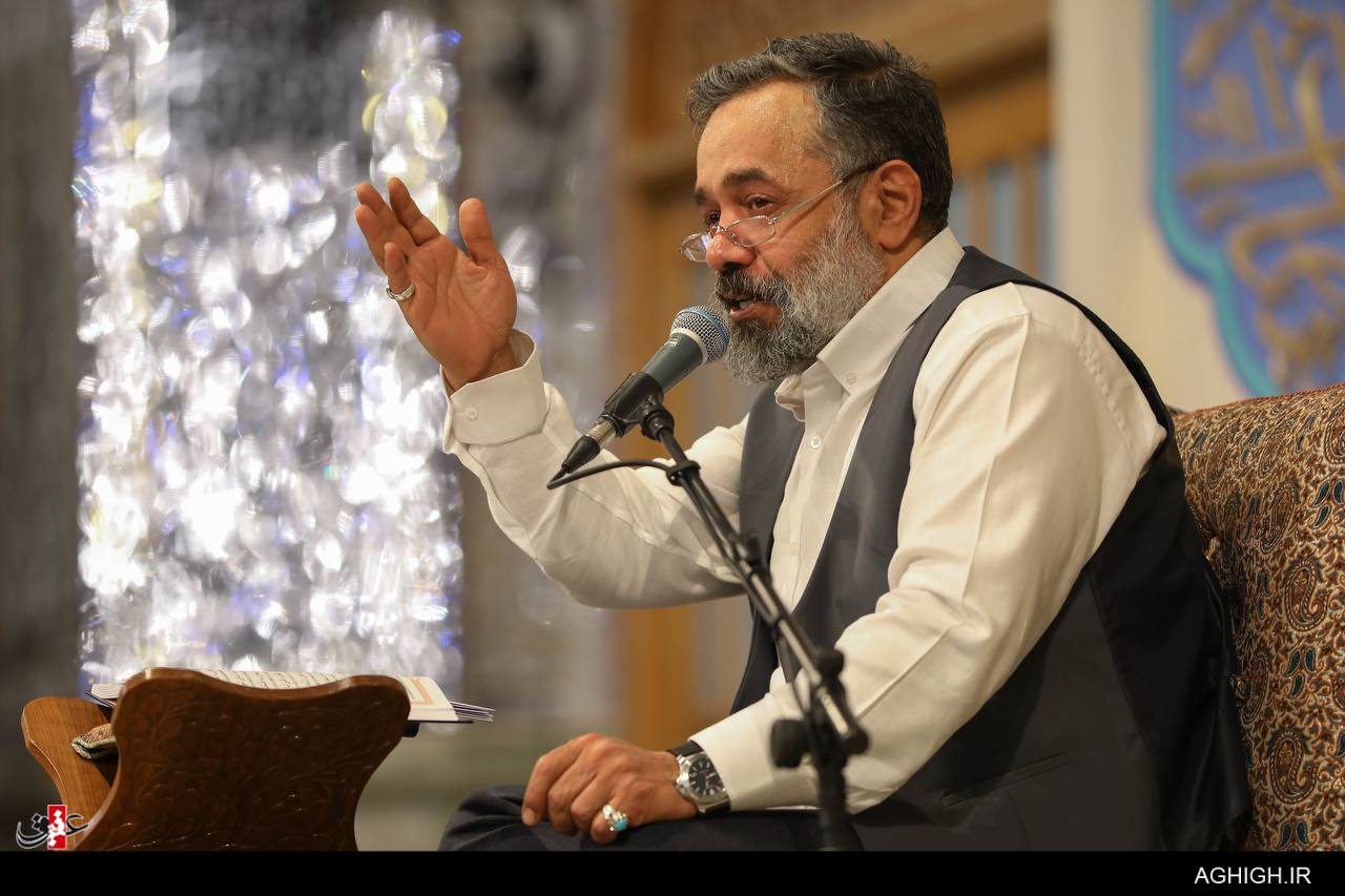 عکس/ مناجات خوانی شب دوم ماه رمضان در حرم رضوی  