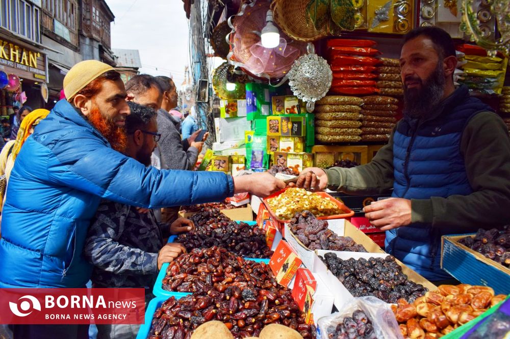 عکس/ بازارهای کشمیر با رنگ و بوی ماه رمضان
