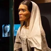 عکس نایاب زنی از عربستان در ۲هزار سال پیش
