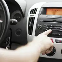 رانندگان هنگام سفر از شنیدن دائم موسیقی خودداری کنند