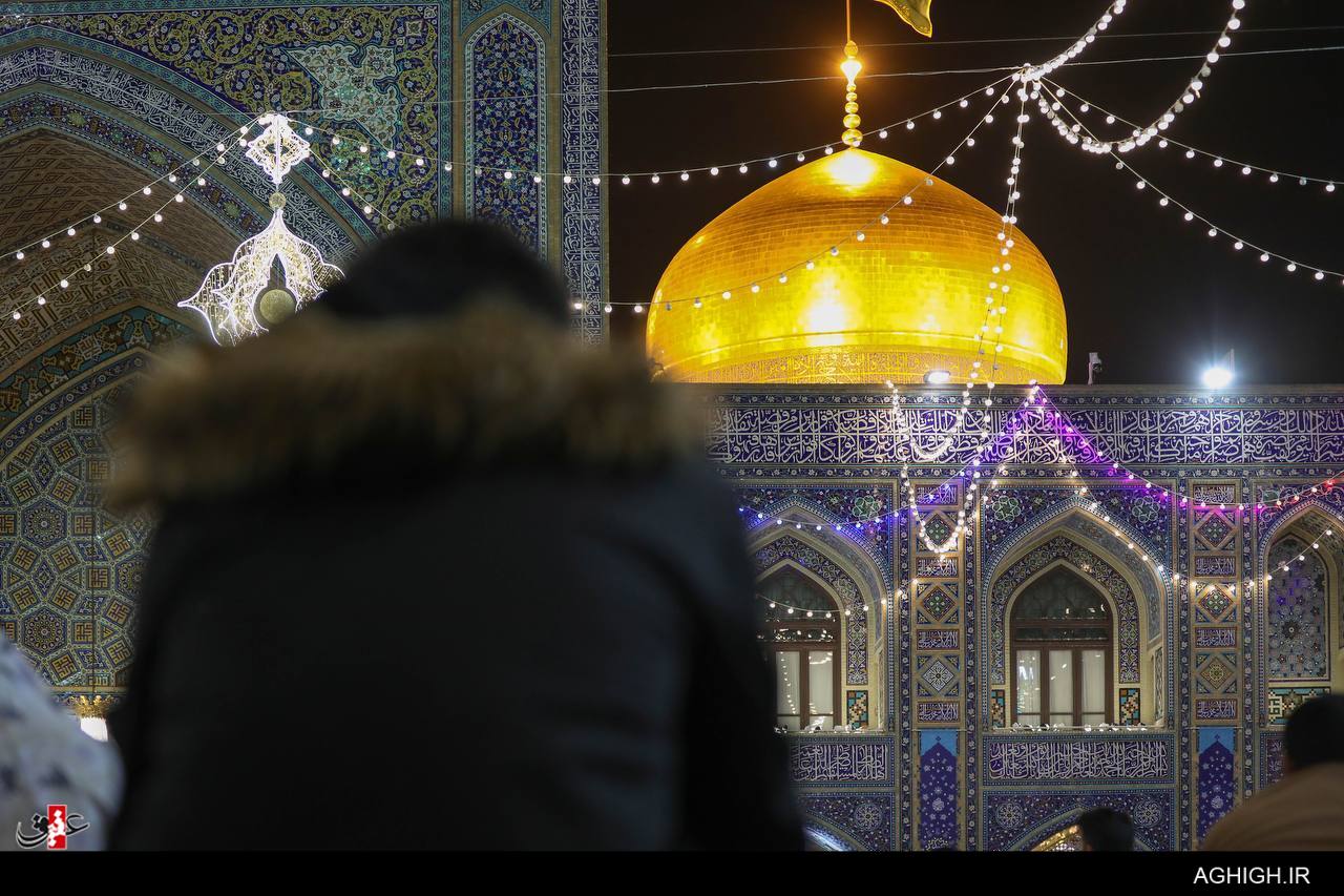 عکس/ مناجات خوانی شب دوم ماه رمضان در حرم رضوی  