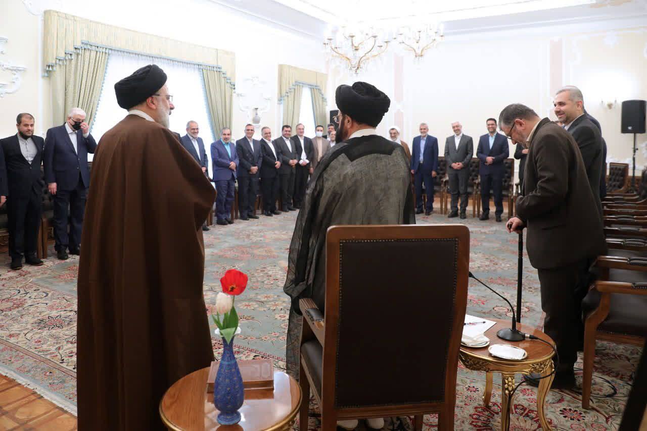 دیدار عیدانه رییس جمهور با مقامات کشوری و لشکری