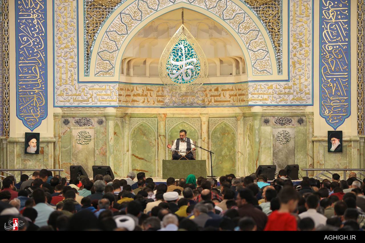 عکس/ مناجات خوانی شب دوم ماه رمضان در حرم رضوی  