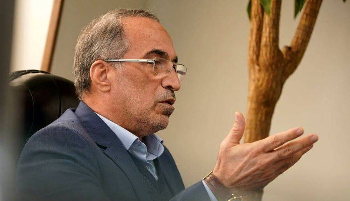 واعظ آشتیانی: تیم اقتصادی دولت باید کارآمدتر از این باشد