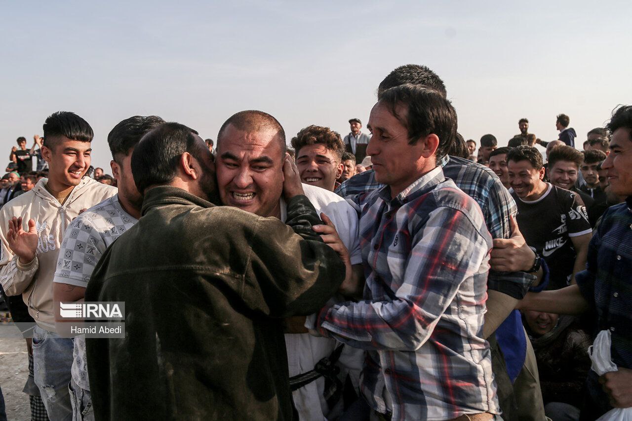 کشتی سنتی افغانستانی‌ها