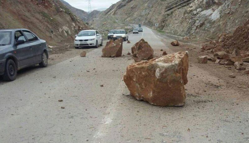 ریزشبرداری ۴۵ نقطه از جادههای استان ایلام انجام شد