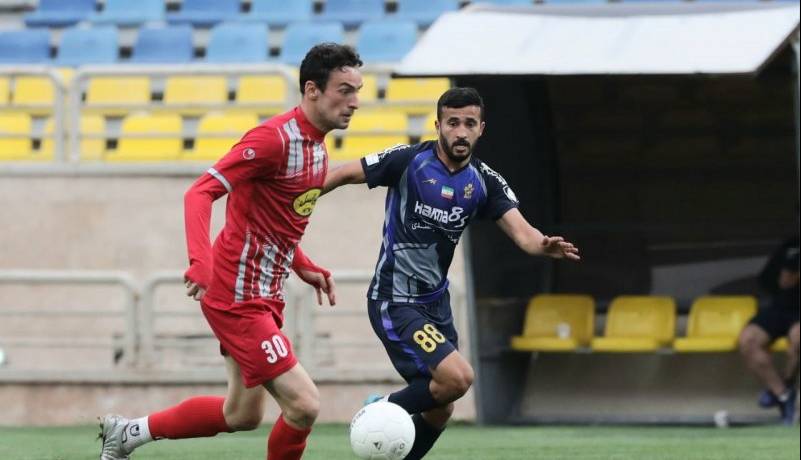 پاگشای استقلالی سابق مقابل پرسپولیس