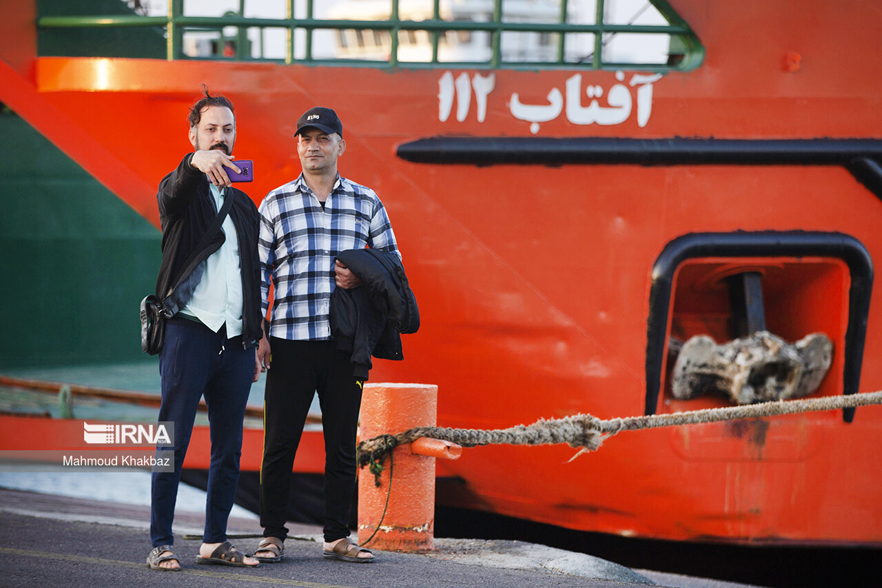 عکس/ ورود گردشگران نوروزی به کیش