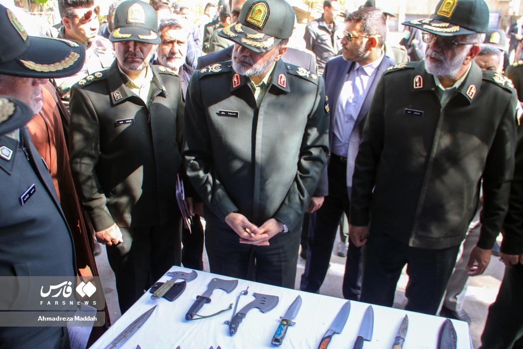 بازدید «سردار رادان» از کشفیات پلیس فارس