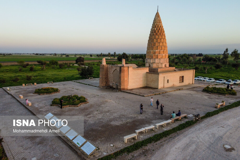 آرامگاه یعقوب لیث صفاری در دزفول