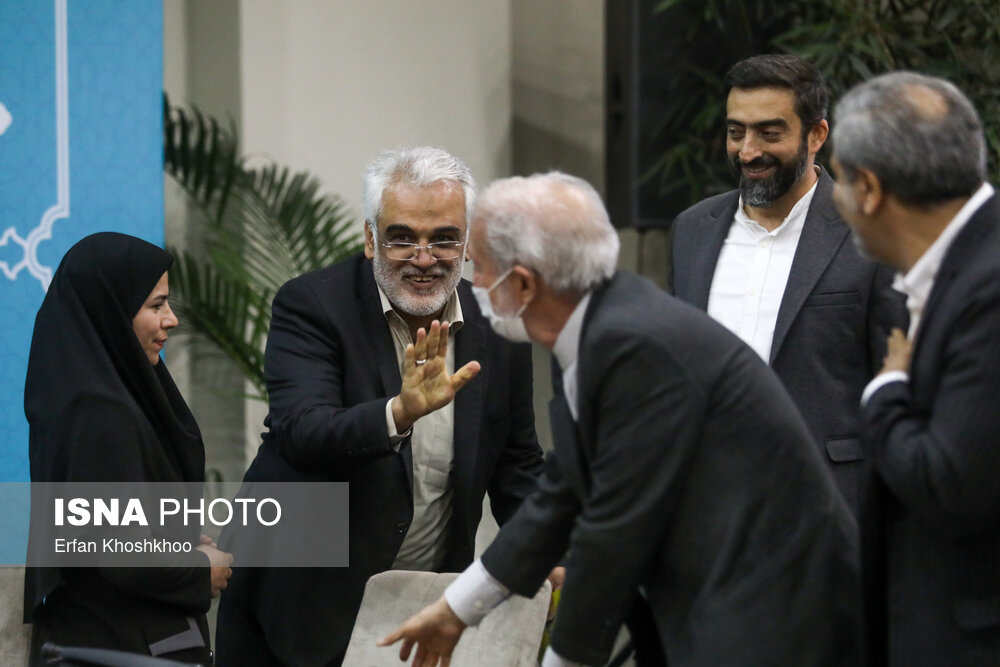 عکس/ نشست رییس جمهور با جمعی از دانشمندان برتر