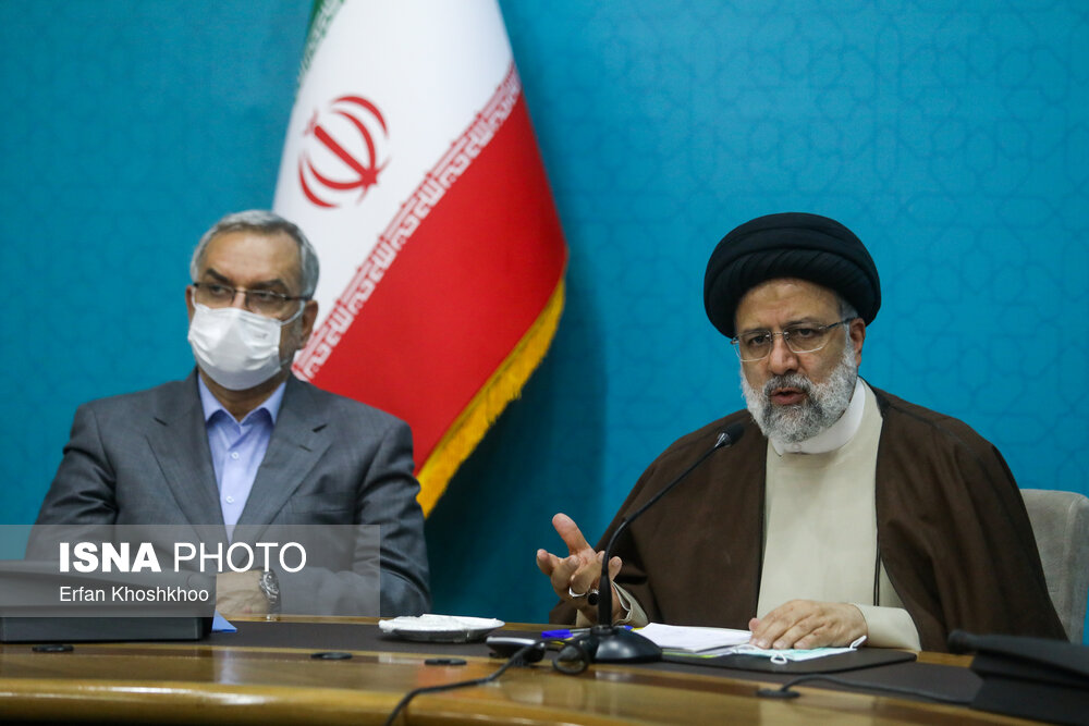 عکس/ نشست رییس جمهور با جمعی از دانشمندان برتر