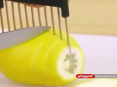 یک شیوه جالب برای برش یکسان میوه ها
