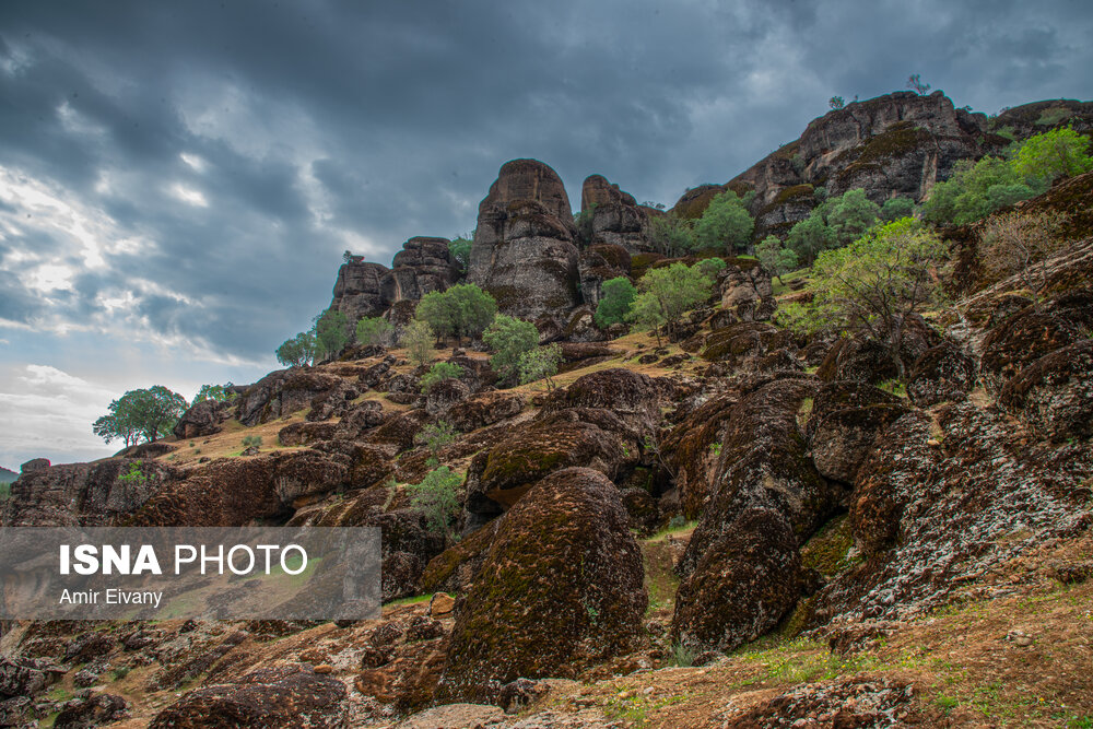 مخمل‌کوه زیبا در لرستان