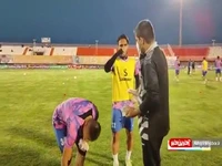افطار بازیکنان آلومینیوم قبل از بازی با مس کرمان