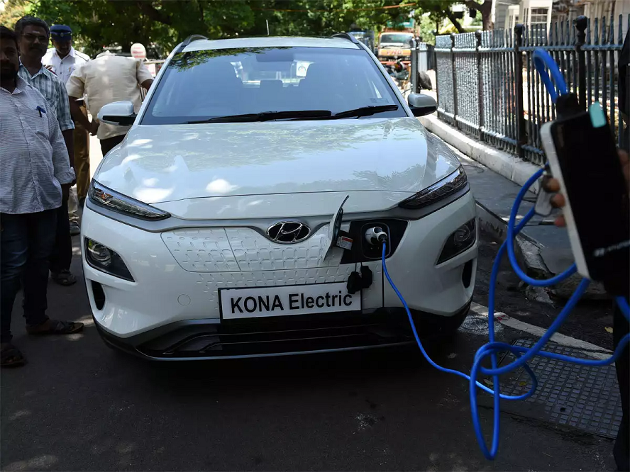 افزایش سه برابری فروش خودروهای الکتریکی در هند