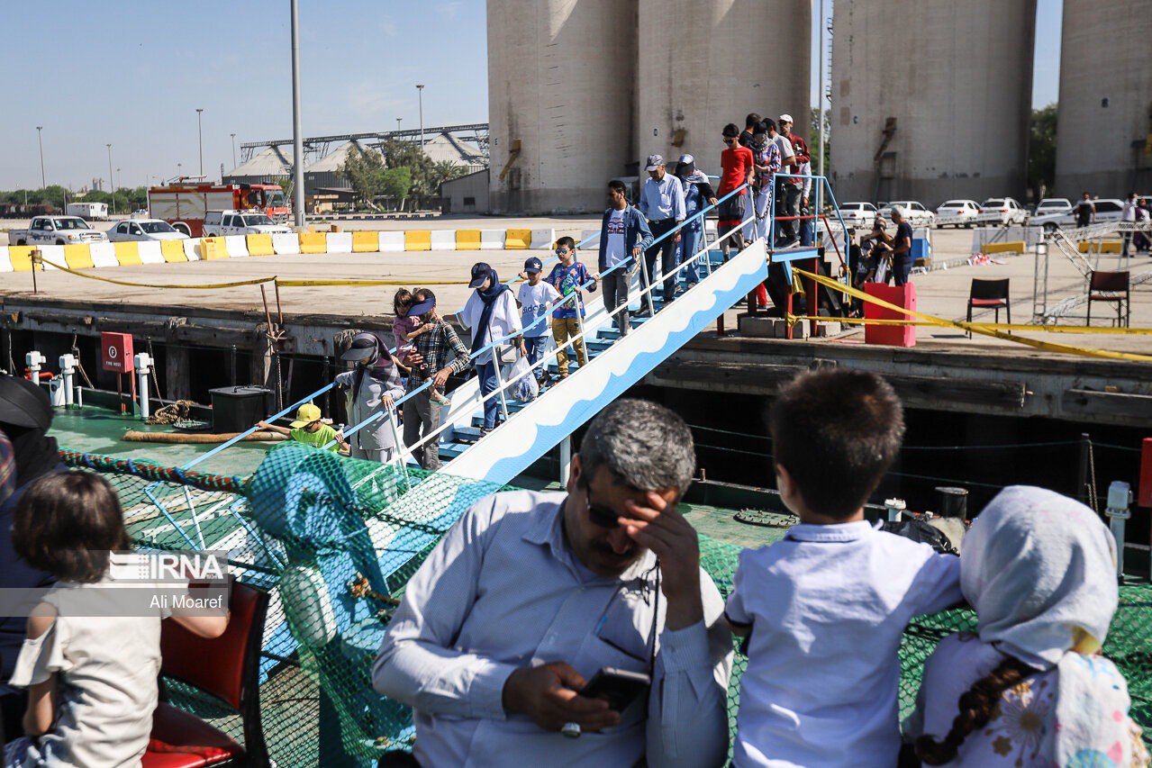 عکس/ گردشگری دریایی در خوزستان