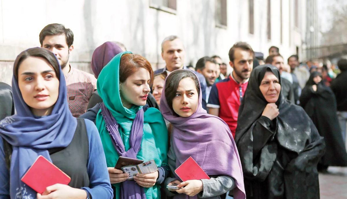 یک جامعه‌شناس: نظام سیاسی توان حل موضوع حجاب را ندارد