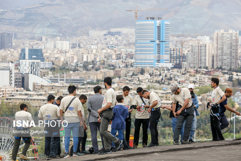 عکس/ گرامیداشت ۱۲ فروردین در برج میلاد تهران