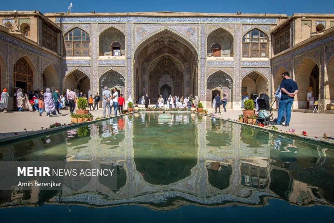 مسجد زیبای نصیرالملک در شیراز
