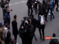 ضرب و شتم شدید پلیس و معترضان فرانسوی