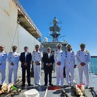 پهلو گرفتن ناوگره نیروی دریایی ارتش ایران در بندر «کیپ تاون» آفریقای جنوبی