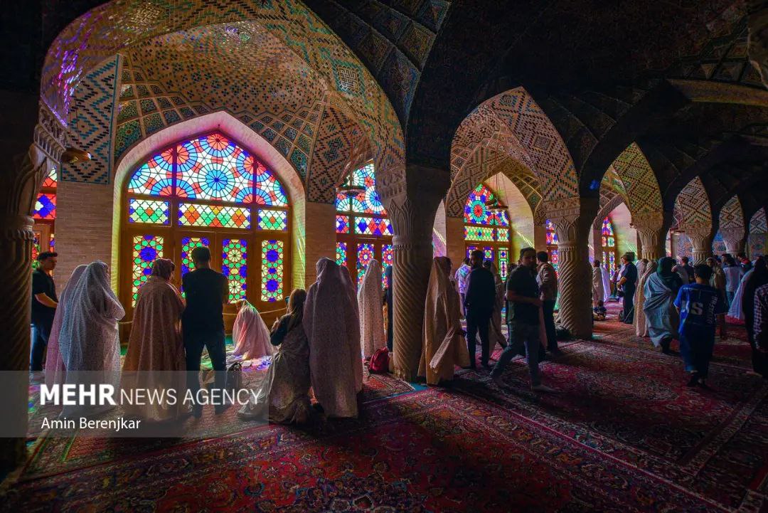 مسجد زیبای نصیرالملک در شیراز
